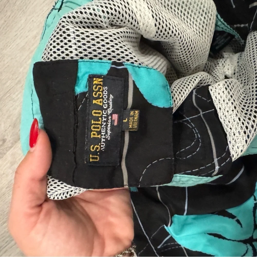 Polo Association Men’s Swim Trunks Teal And Black Plaid With Hibiscus Size Large